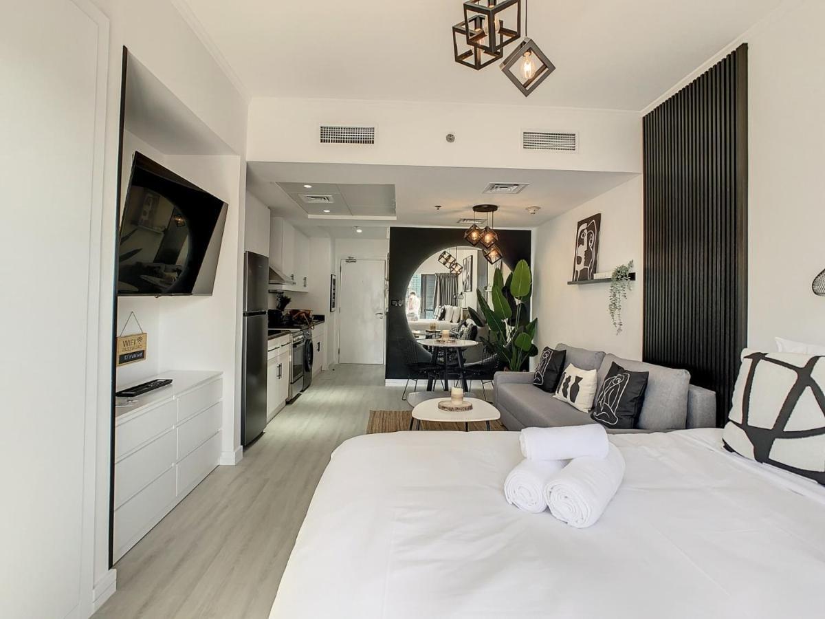 Luxury Modern Studio In Jlt With Amazing View & Rooftop Pool - Sleeps 3 Dubai Exterior photo